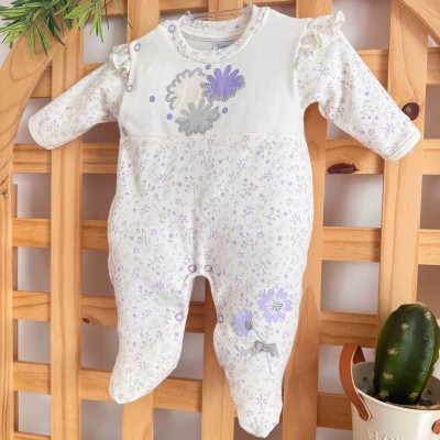 Macacão Malha Trape Zape - Flores com Paetê - Off White e Lilás